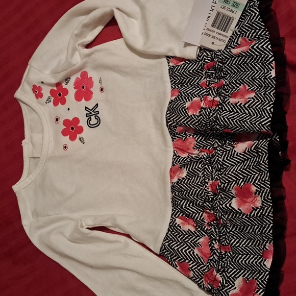 Calvin Klein 2pc Set - Picture 3 of 4